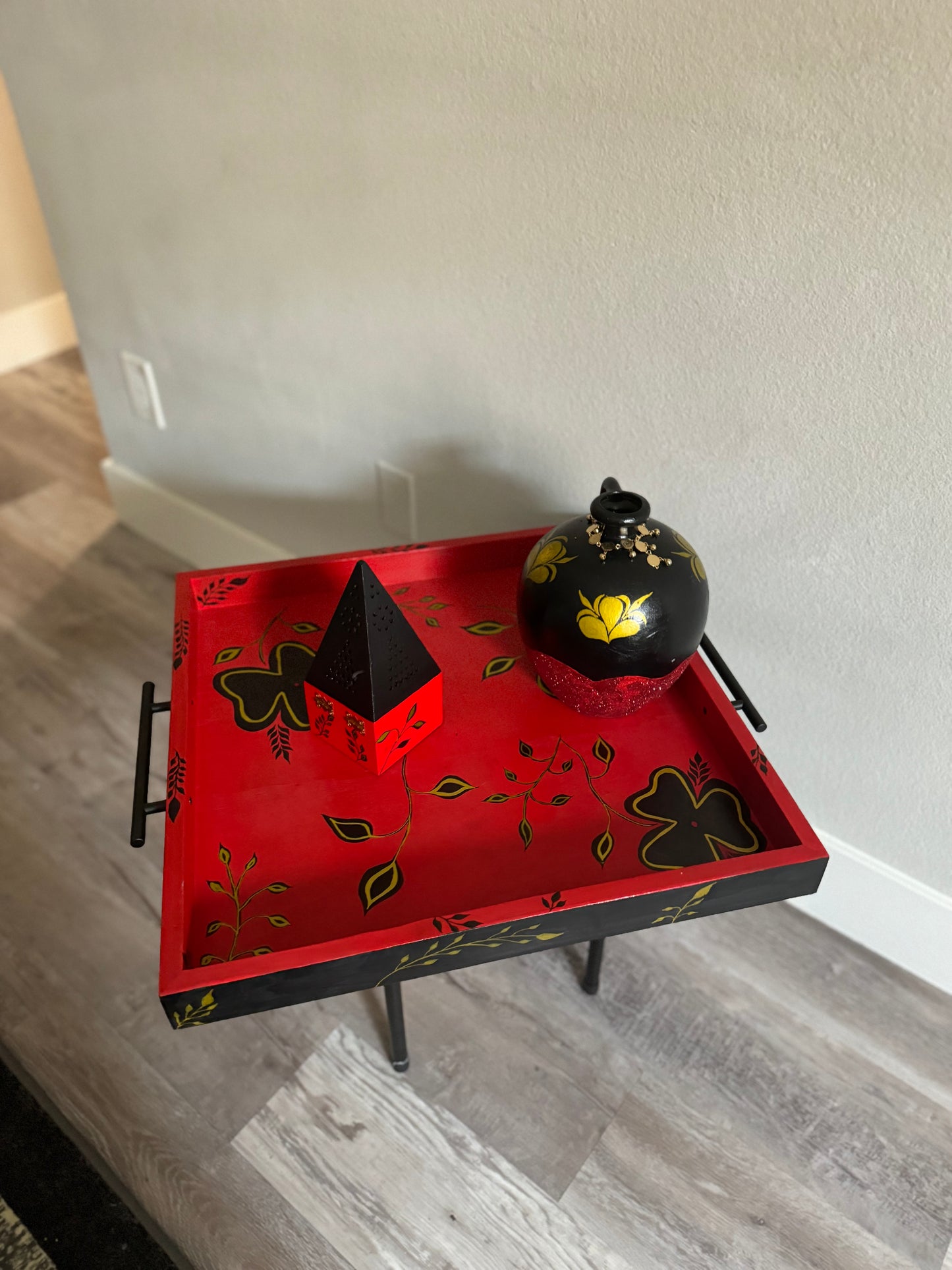 Jirtig inspired tray, vase and Bakhoor burner