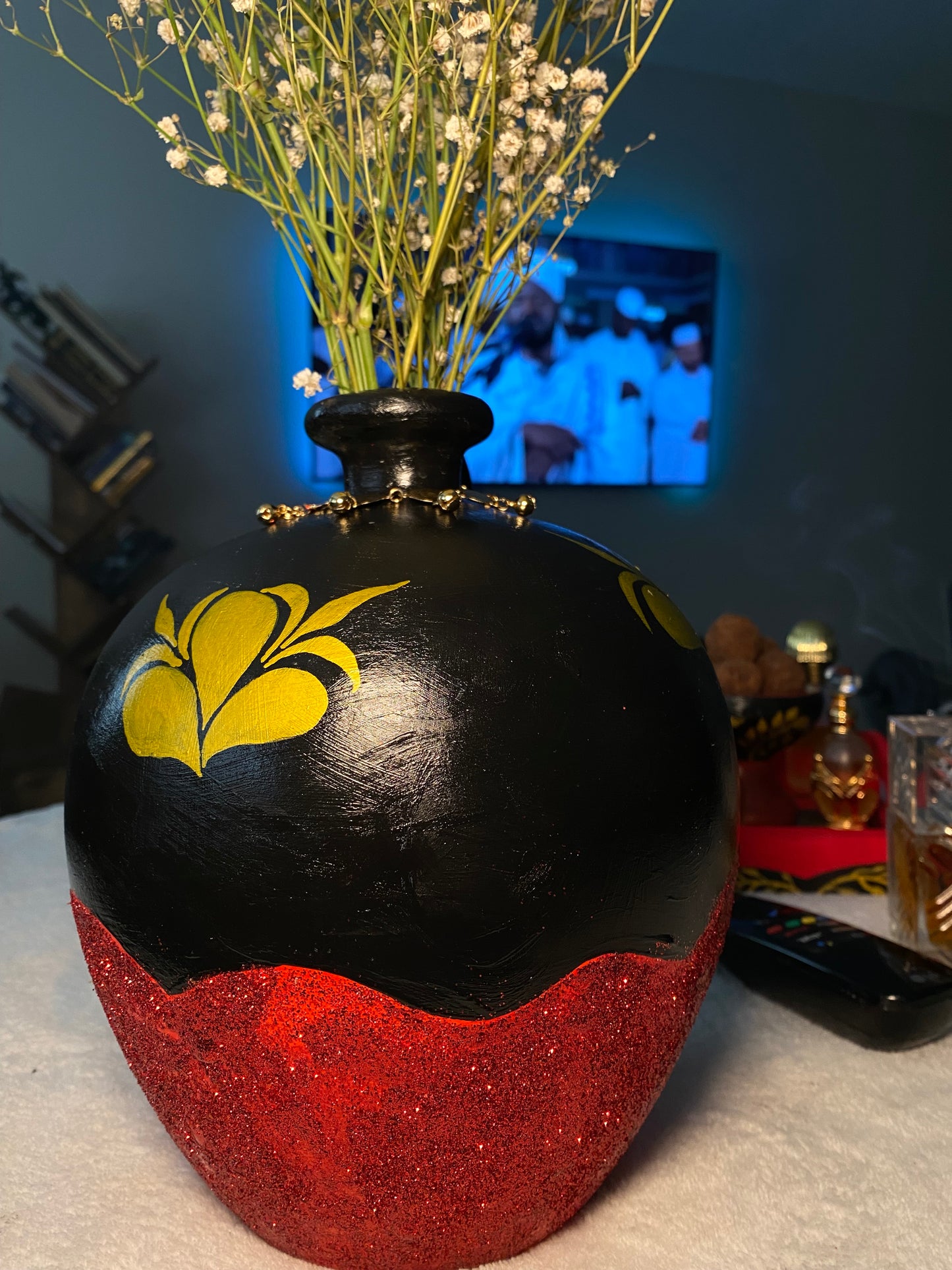 Jirtig inspired vase